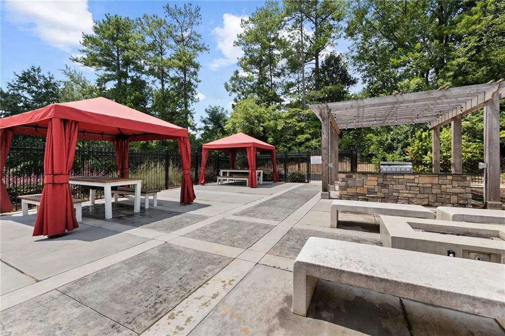 795 Hammond Drive Unit 408, Atlanta, Georgia 30328, 1 Bedroom Bedrooms, ,1 BathroomBathrooms,Residential,Sold,795 Hammond Drive Unit 408,7101213