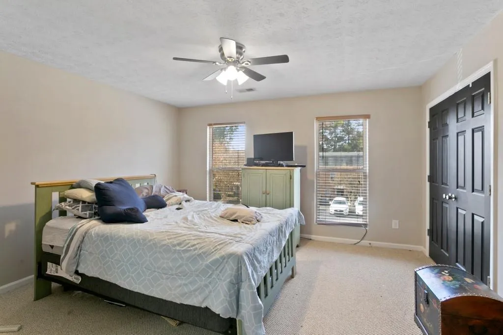 215 Nw Winding River Drive Unit G, Sandy Springs, Georgia 30350, 2 Bedrooms Bedrooms, ,2 BathroomsBathrooms,Residential,Sold,215 Nw Winding River Drive Unit G,6813004