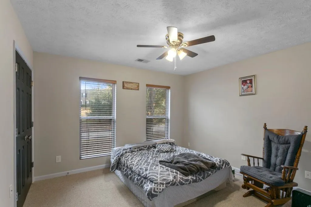 215 Nw Winding River Drive Unit G, Sandy Springs, Georgia 30350, 2 Bedrooms Bedrooms, ,2 BathroomsBathrooms,Residential,Sold,215 Nw Winding River Drive Unit G,6813004
