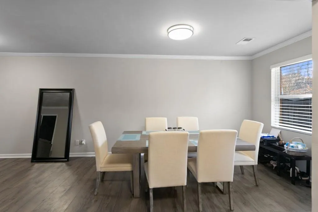 215 Nw Winding River Drive Unit G, Sandy Springs, Georgia 30350, 2 Bedrooms Bedrooms, ,2 BathroomsBathrooms,Residential,Sold,215 Nw Winding River Drive Unit G,6813004