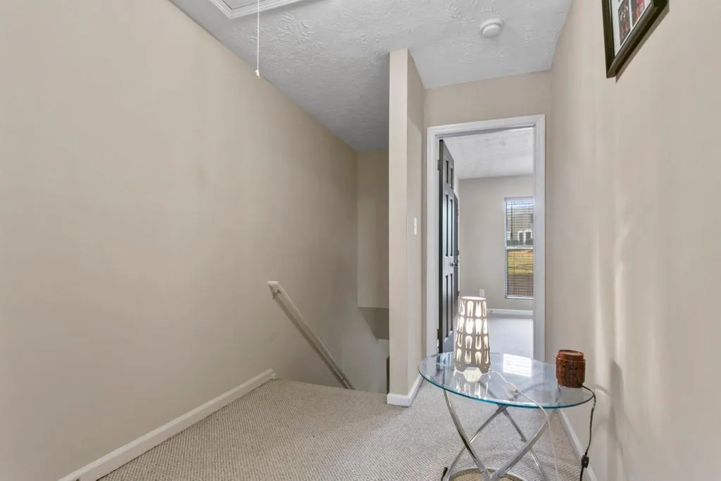 215 Nw Winding River Drive Unit G, Sandy Springs, Georgia 30350, 2 Bedrooms Bedrooms, ,2 BathroomsBathrooms,Residential,Sold,215 Nw Winding River Drive Unit G,6813004