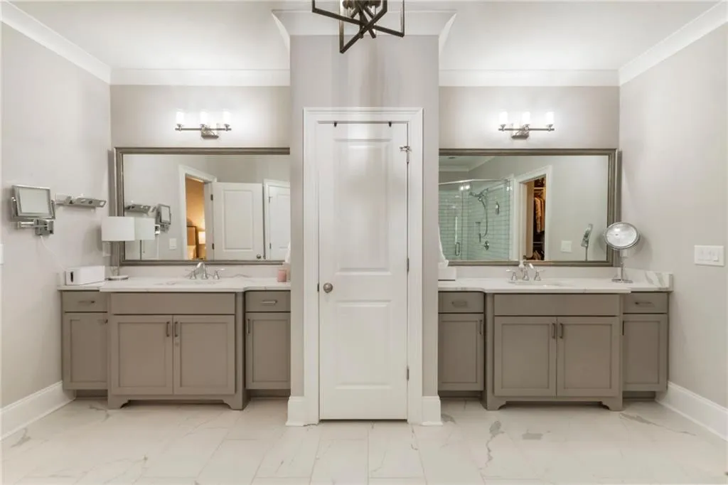 830 Novello Court, Sandy Springs, Georgia 30342, 4 Bedrooms Bedrooms, ,4 BathroomsBathrooms,Residential,For Sale,830 Novello Court,7672423