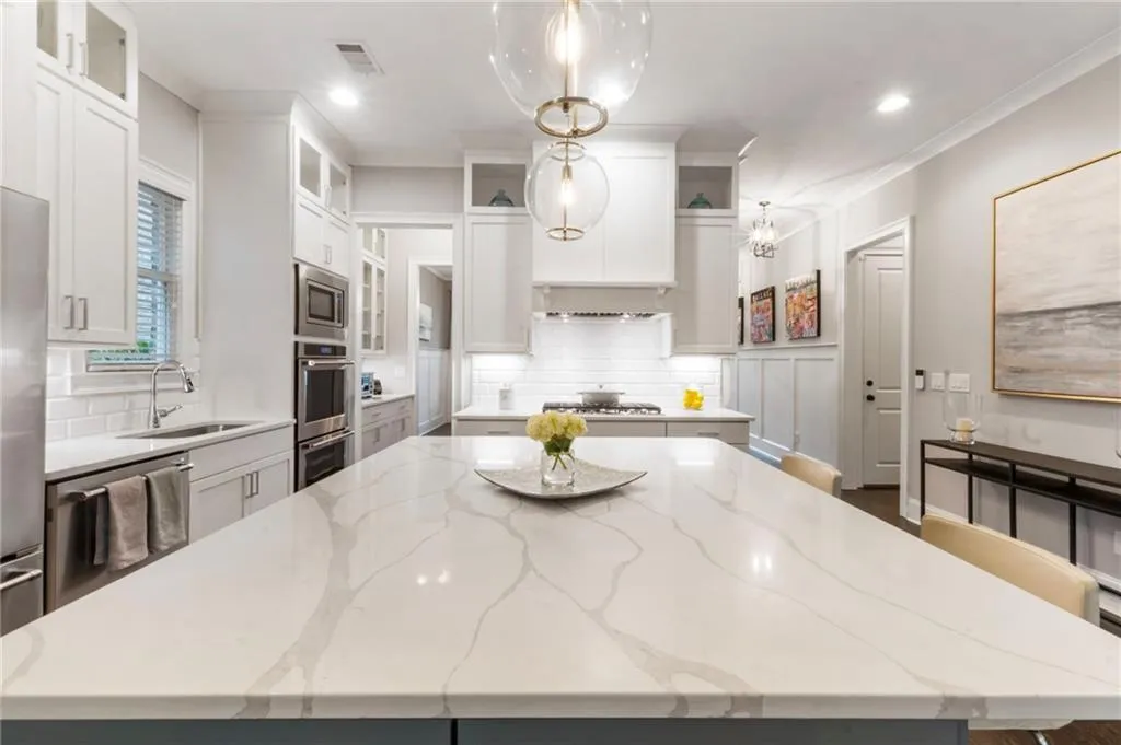 830 Novello Court, Sandy Springs, Georgia 30342, 4 Bedrooms Bedrooms, ,4 BathroomsBathrooms,Residential,For Sale,830 Novello Court,7672423