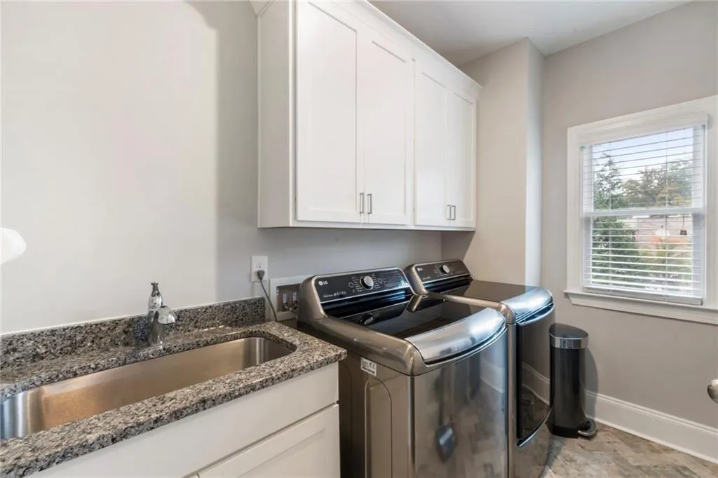 830 Novello Court, Sandy Springs, Georgia 30342, 4 Bedrooms Bedrooms, ,4 BathroomsBathrooms,Residential,For Sale,830 Novello Court,7672423