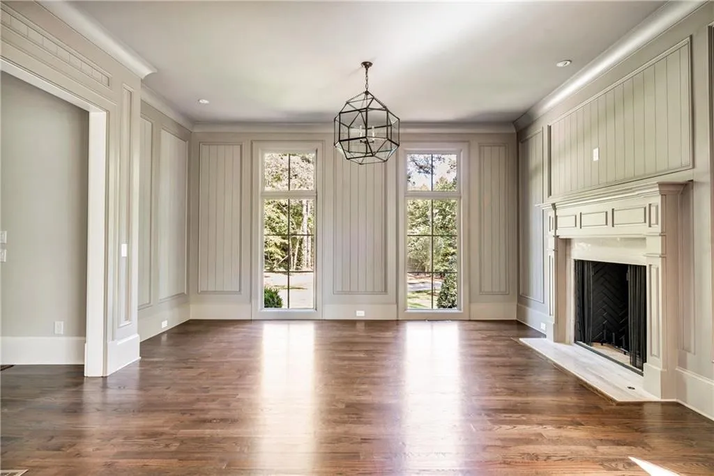 4970 Riverview Road, Atlanta, Georgia 30327, 5 Bedrooms Bedrooms, ,5 BathroomsBathrooms,Residential,Sold,4970 Riverview Road,6565665