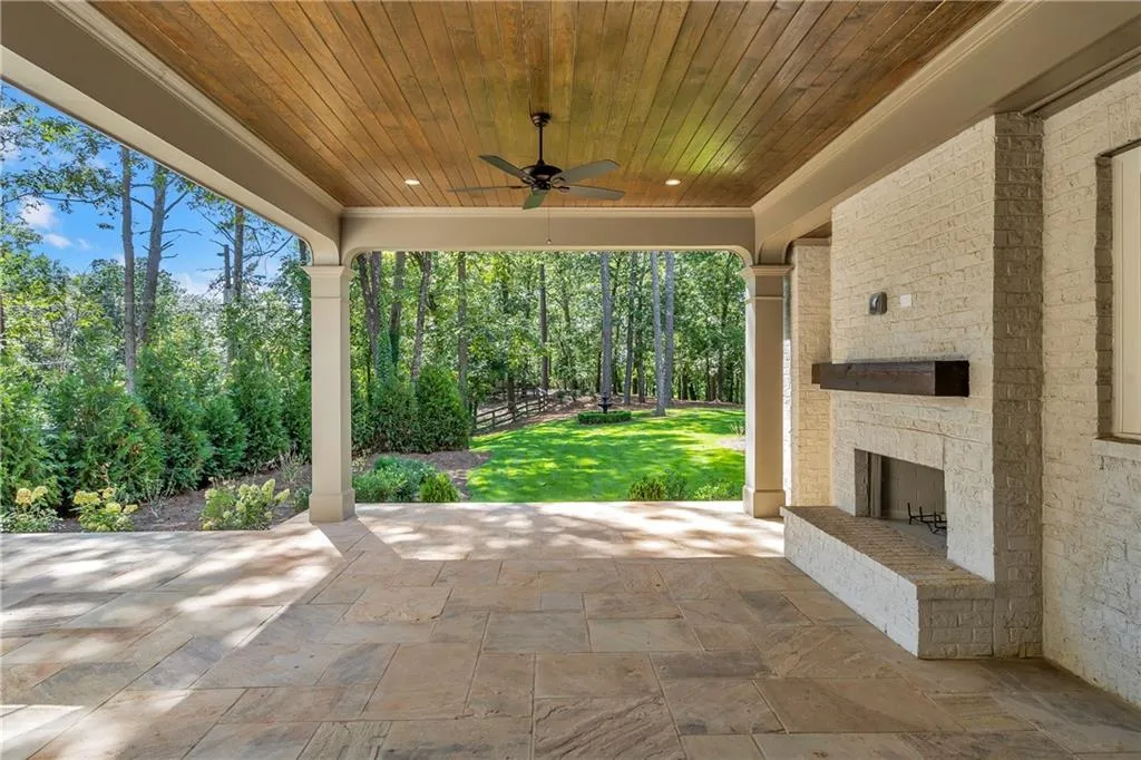 4970 Riverview Road, Atlanta, Georgia 30327, 5 Bedrooms Bedrooms, ,5 BathroomsBathrooms,Residential,Sold,4970 Riverview Road,6565665