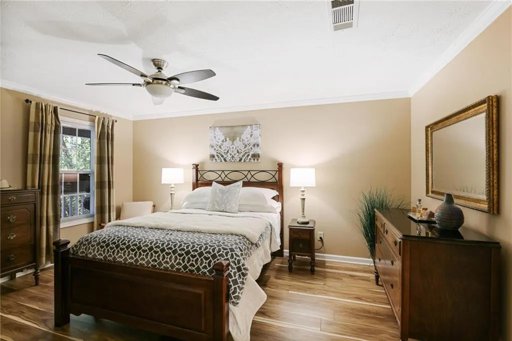 1405 Gettysburg Place, Sandy Springs, Georgia 30350, 2 Bedrooms Bedrooms, ,2 BathroomsBathrooms,Residential,Sold,1405 Gettysburg Place,7397999