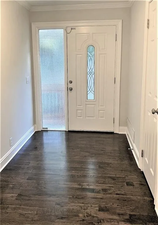 220 Forest Hills Drive Ne, Sandy Springs, Georgia 30342, 3 Bedrooms Bedrooms, ,2 BathroomsBathrooms,Residential,Sold,220 Forest Hills Drive Ne,6901350