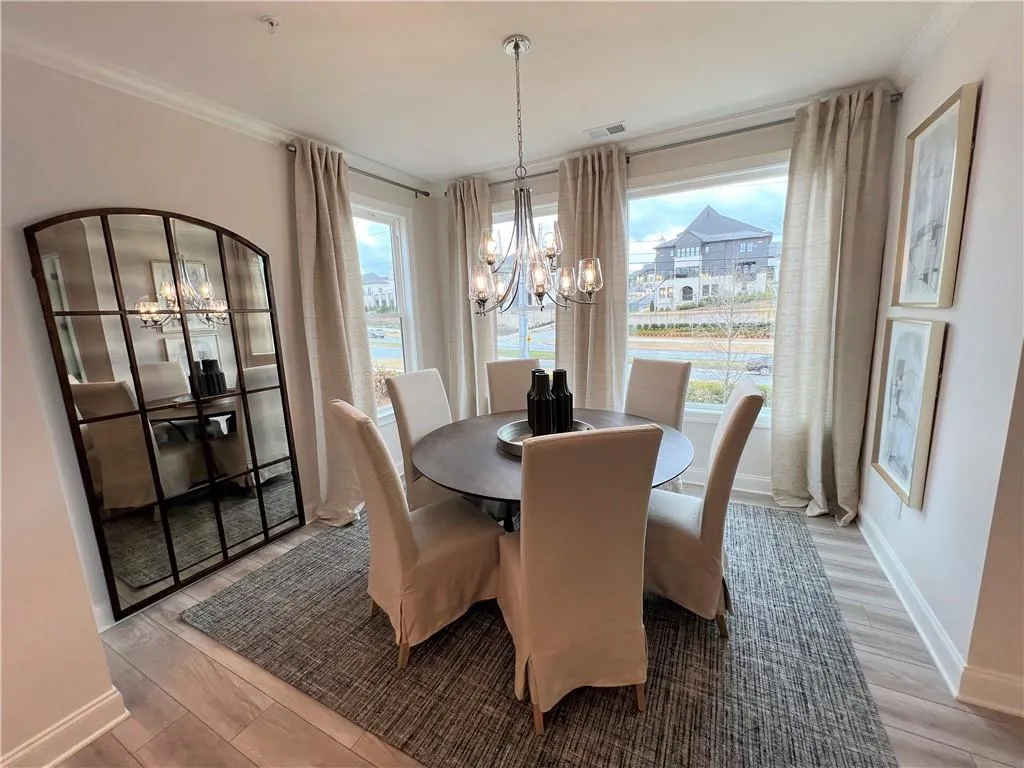 6559 Beacon Drive Unit 320, Sandy Springs, Georgia 30328, 3 Bedrooms Bedrooms, ,3 BathroomsBathrooms,Residential,Sold,6559 Beacon Drive Unit 320,6983375