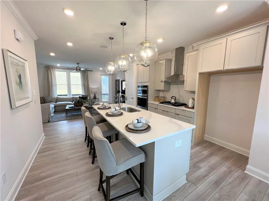 6559 Beacon Drive Unit 320, Sandy Springs, Georgia 30328, 3 Bedrooms Bedrooms, ,3 BathroomsBathrooms,Residential,Sold,6559 Beacon Drive Unit 320,6983375