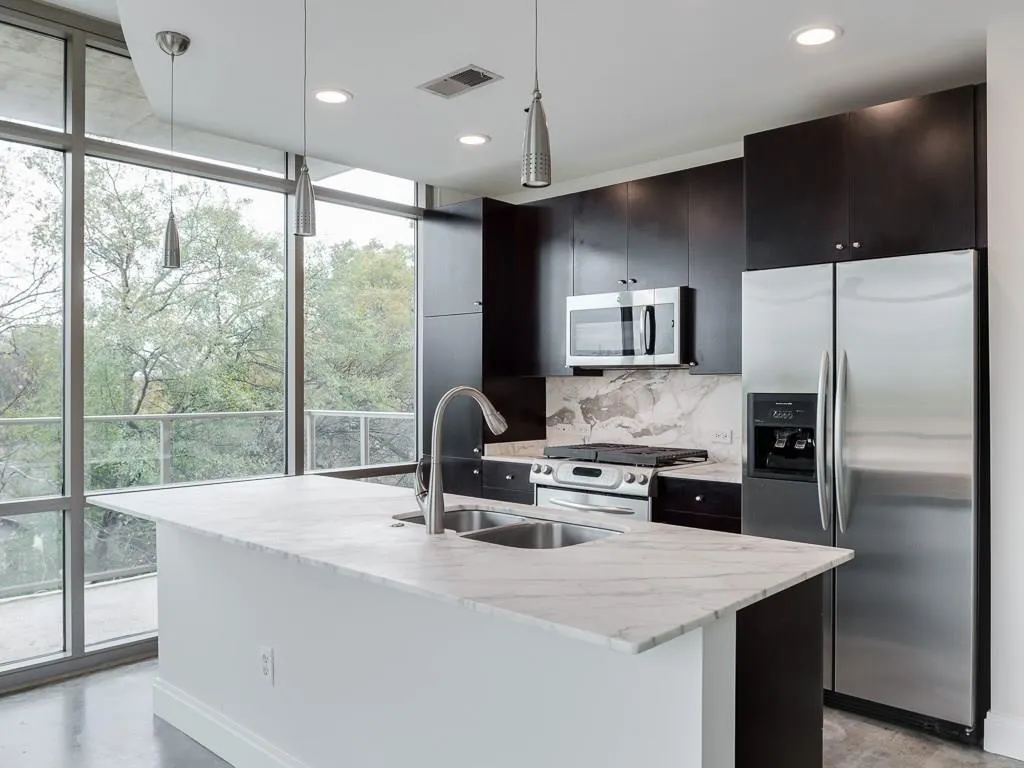 905 Juniper Street Ne Unit 516, Atlanta, Georgia 30309, 2 Bedrooms Bedrooms, ,2 BathroomsBathrooms,Residential,Sold,905 Juniper Street Ne Unit 516,5766413