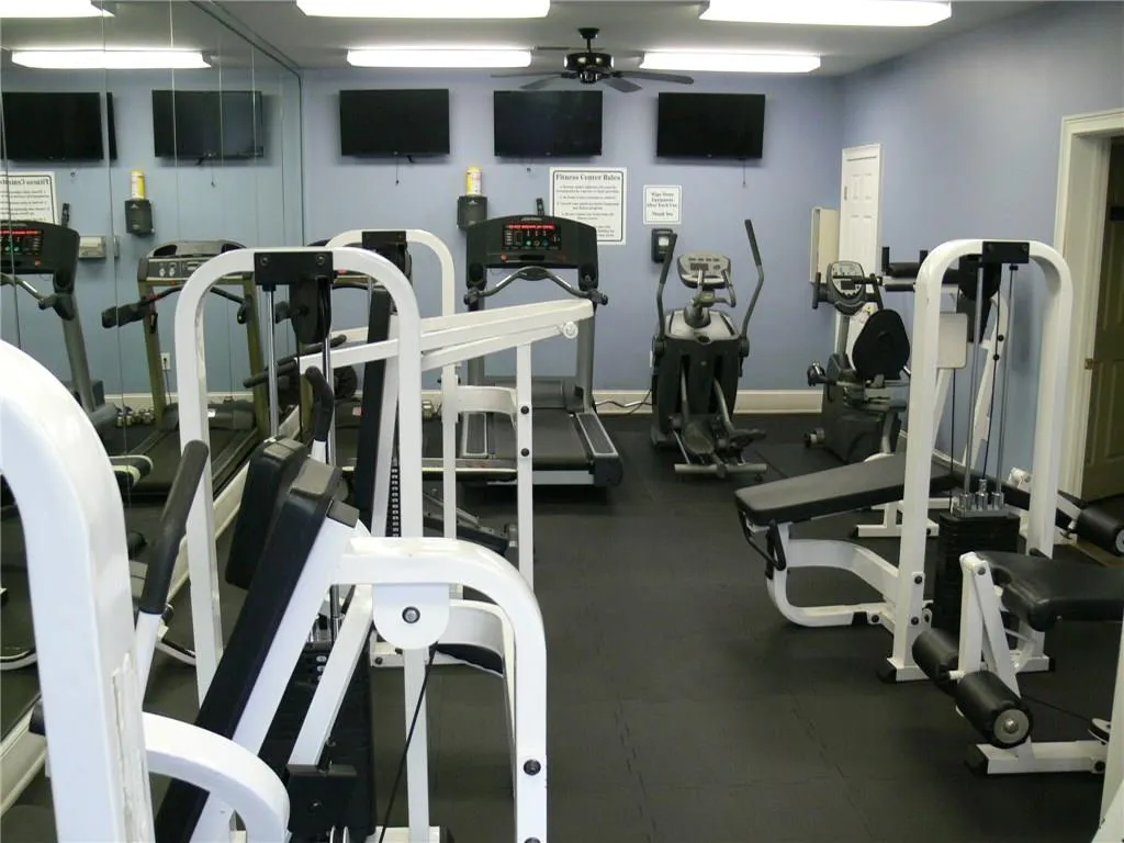 2700 Pine Tree Road Ne Unit 2011, Atlanta, Georgia 30324, 2 Bedrooms Bedrooms, ,2 BathroomsBathrooms,Residential,Sold,2700 Pine Tree Road Ne Unit 2011,6030283