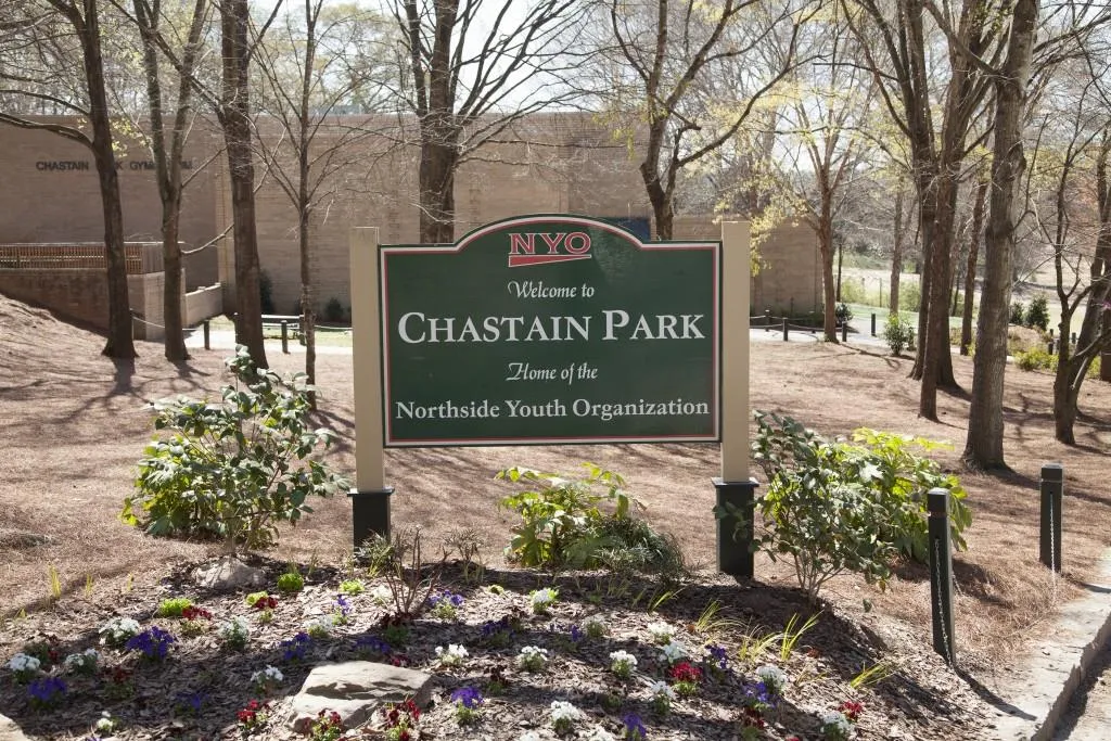 192 Pine Lake Drive, Sandy Springs, Georgia 30327, 5 Bedrooms Bedrooms, ,5 BathroomsBathrooms,Residential,Sold,192 Pine Lake Drive,5582987