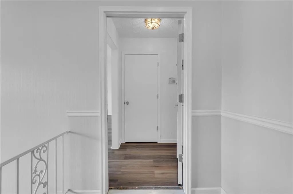 6851 Roswell Road Unit A21, Sandy Springs, Georgia 30328, 2 Bedrooms Bedrooms, ,2 BathroomsBathrooms,Residential,Sold,6851 Roswell Road Unit A21,7178233