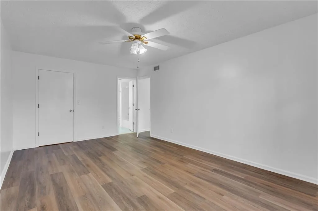 6851 Roswell Road Unit A21, Sandy Springs, Georgia 30328, 2 Bedrooms Bedrooms, ,2 BathroomsBathrooms,Residential,Sold,6851 Roswell Road Unit A21,7178233