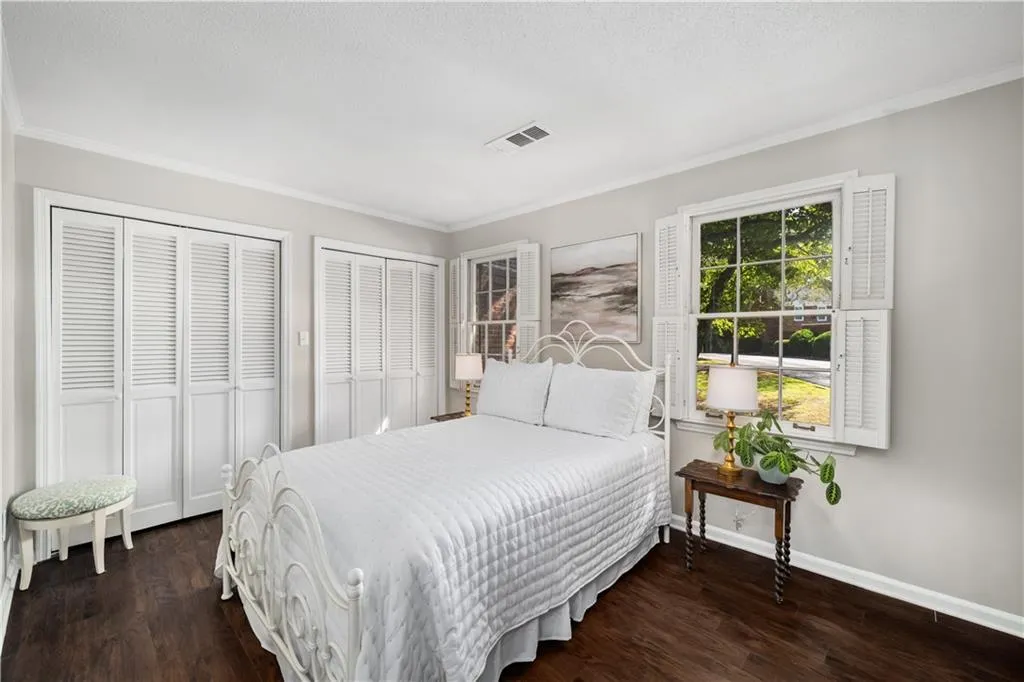 3050 Margaret Mitchell Drive Unit 16, Atlanta, Georgia 30327, 3 Bedrooms Bedrooms, ,3 BathroomsBathrooms,Residential,For Sale,3050 Margaret Mitchell Drive Unit 16,7656003