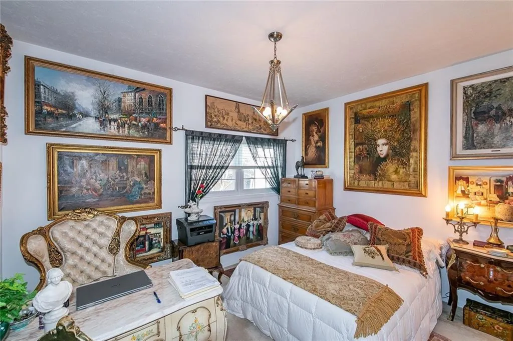 5525 Chemin De Vie, Sandy Springs, Georgia 30342, 2 Bedrooms Bedrooms, ,2 BathroomsBathrooms,Residential,Sold,5525 Chemin De Vie,7011505