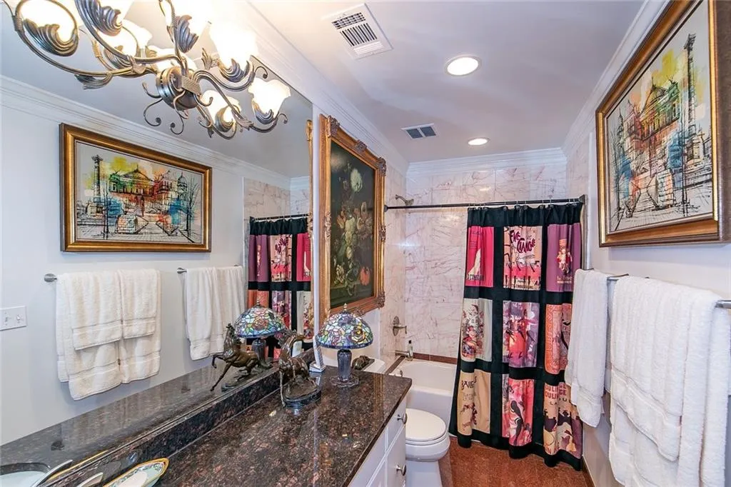 5525 Chemin De Vie, Sandy Springs, Georgia 30342, 2 Bedrooms Bedrooms, ,2 BathroomsBathrooms,Residential,Sold,5525 Chemin De Vie,7011505