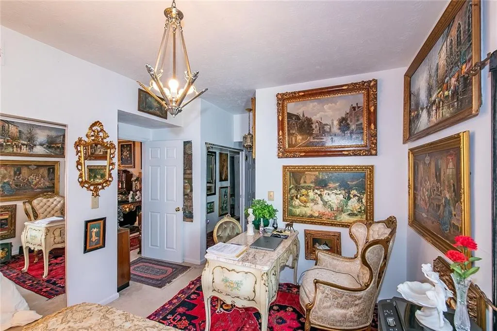 5525 Chemin De Vie, Sandy Springs, Georgia 30342, 2 Bedrooms Bedrooms, ,2 BathroomsBathrooms,Residential,Sold,5525 Chemin De Vie,7011505