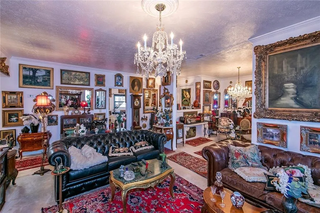 5525 Chemin De Vie, Sandy Springs, Georgia 30342, 2 Bedrooms Bedrooms, ,2 BathroomsBathrooms,Residential,Sold,5525 Chemin De Vie,7011505