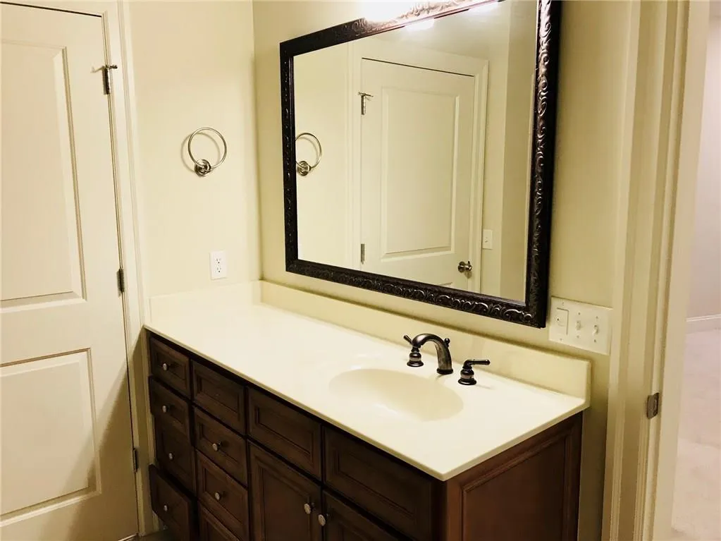 901 Abernathy Road Unit 5140, Atlanta, Georgia 30328, 2 Bedrooms Bedrooms, ,2 BathroomsBathrooms,Residential,Sold,901 Abernathy Road Unit 5140,5961420