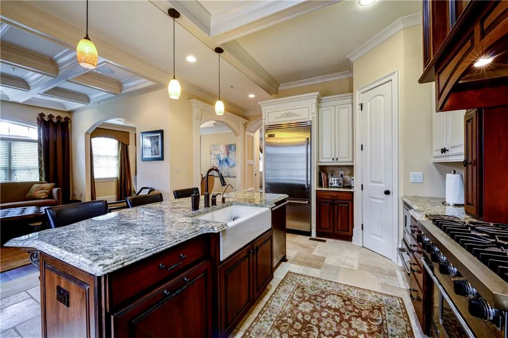 3113 Lenox Road Ne Unit 1, Atlanta, Georgia 30324, 3 Bedrooms Bedrooms, ,3 BathroomsBathrooms,Residential,Sold,3113 Lenox Road Ne Unit 1,5665252