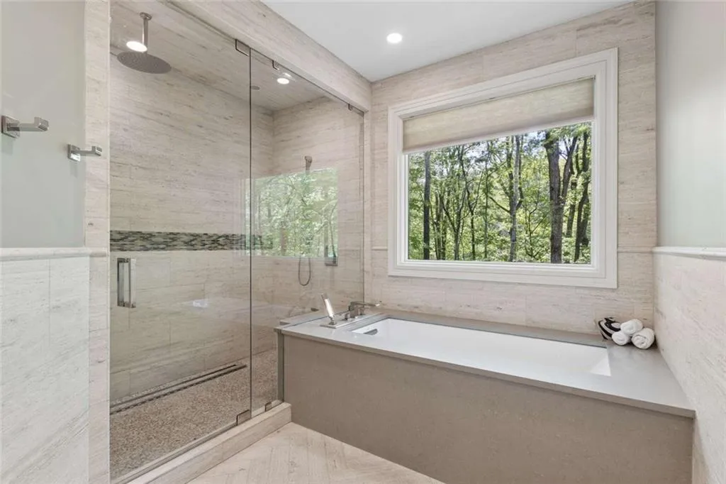 43 Wing Mill, Atlanta, Georgia 30350, 5 Bedrooms Bedrooms, ,4 BathroomsBathrooms,Residential,For Sale,43 Wing Mill,7753988