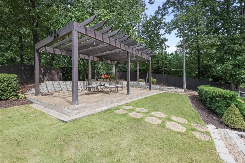 5860 Riverwood Drive, Atlanta, Georgia 30328, 5 Bedrooms Bedrooms, ,4 BathroomsBathrooms,Residential,For Sale,5860 Riverwood Drive,7648399 5860 Riverwood Drive, Atlanta, Georgia 30328, 5 Bedrooms Bedrooms, ,4 BathroomsBathrooms,Residential,For Sale,5860 Riverwood Drive,7648399