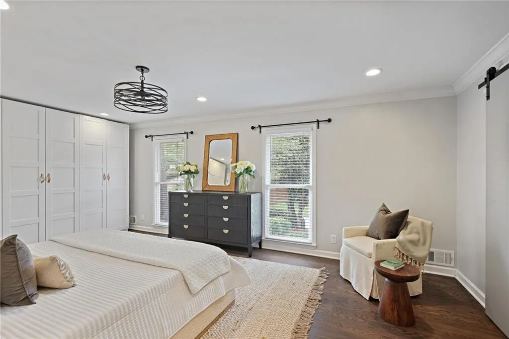 5860 Riverwood Drive, Atlanta, Georgia 30328, 5 Bedrooms Bedrooms, ,4 BathroomsBathrooms,Residential,For Sale,5860 Riverwood Drive,7648399 5860 Riverwood Drive, Atlanta, Georgia 30328, 5 Bedrooms Bedrooms, ,4 BathroomsBathrooms,Residential,For Sale,5860 Riverwood Drive,7648399