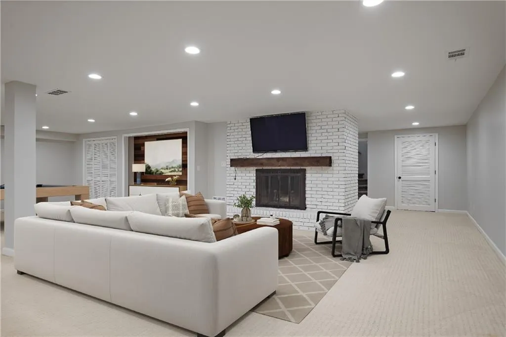 Virtually Staged Virtually Staged