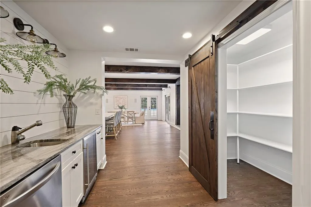 5860 Riverwood Drive, Atlanta, Georgia 30328, 5 Bedrooms Bedrooms, ,4 BathroomsBathrooms,Residential,For Sale,5860 Riverwood Drive,7648399 5860 Riverwood Drive, Atlanta, Georgia 30328, 5 Bedrooms Bedrooms, ,4 BathroomsBathrooms,Residential,For Sale,5860 Riverwood Drive,7648399