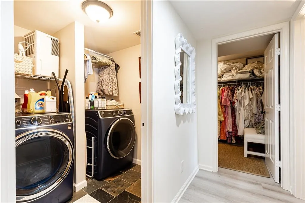 755 Northland Court, Atlanta, Georgia 30342, 5 Bedrooms Bedrooms, ,3 BathroomsBathrooms,Residential,Sold,755 Northland Court,7482217