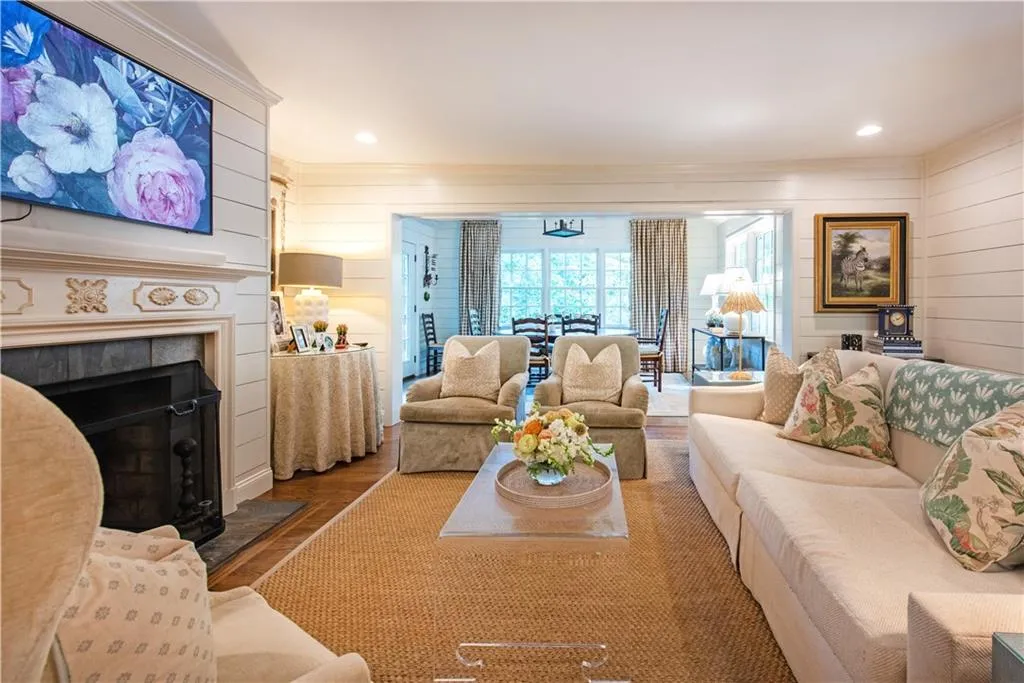 755 Northland Court, Atlanta, Georgia 30342, 5 Bedrooms Bedrooms, ,3 BathroomsBathrooms,Residential,Sold,755 Northland Court,7482217