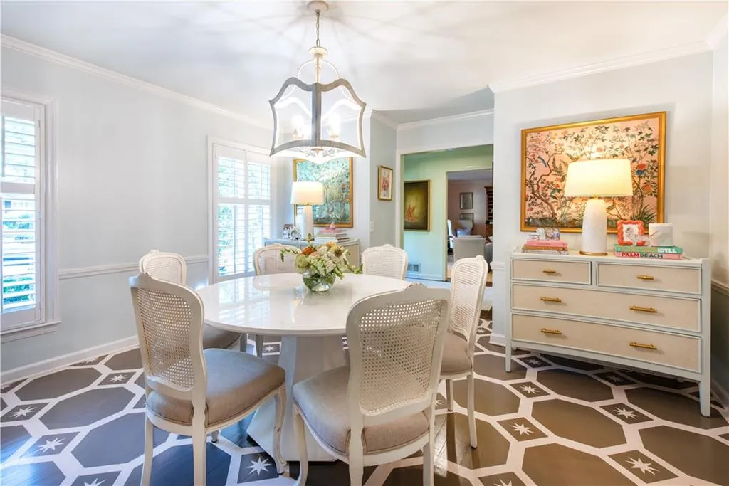 755 Northland Court, Atlanta, Georgia 30342, 5 Bedrooms Bedrooms, ,3 BathroomsBathrooms,Residential,Sold,755 Northland Court,7482217