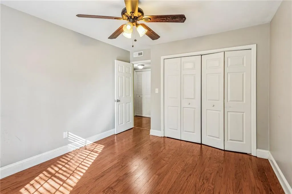 6851 Roswell Road Unit I11, Atlanta, Georgia 30328, 3 Bedrooms Bedrooms, ,2 BathroomsBathrooms,Residential,For Sale,6851 Roswell Road Unit I11,7696689