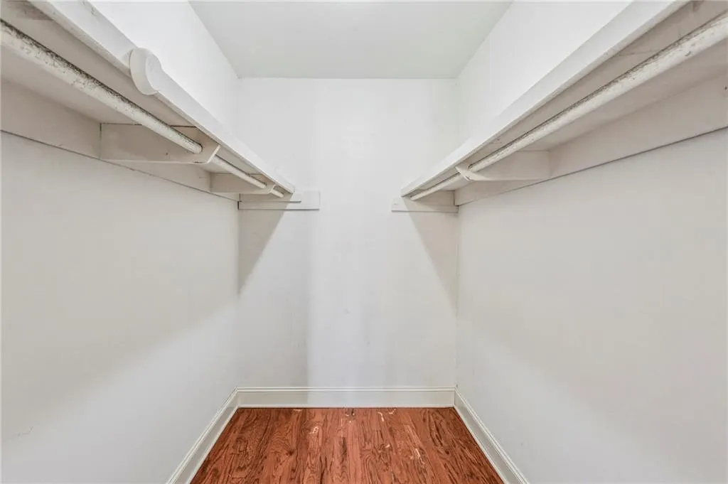 6851 Roswell Road Unit I11, Atlanta, Georgia 30328, 3 Bedrooms Bedrooms, ,2 BathroomsBathrooms,Residential,For Sale,6851 Roswell Road Unit I11,7696689