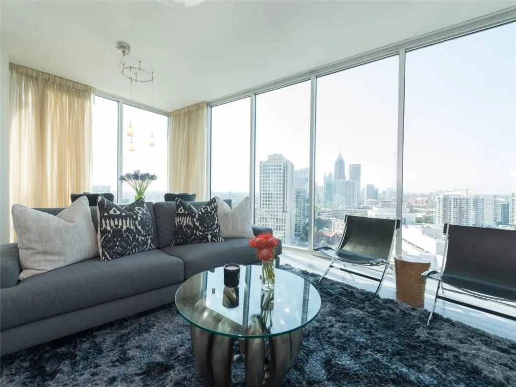 1080 Peachtree Street Ne Unit 2310, Atlanta, Georgia 30309, 2 Bedrooms Bedrooms, ,2 BathroomsBathrooms,Residential,Sold,1080 Peachtree Street Ne Unit 2310,5910859