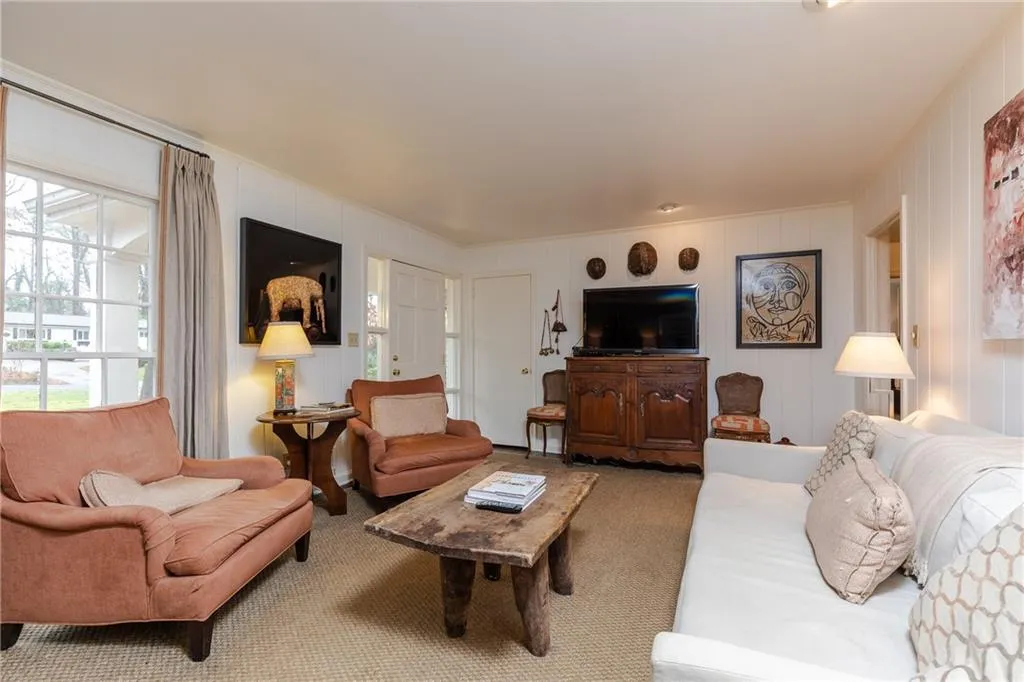 449 Carolwood Lane, Atlanta, Georgia 30342, 3 Bedrooms Bedrooms, ,3 BathroomsBathrooms,Residential,Sold,449 Carolwood Lane,6507543