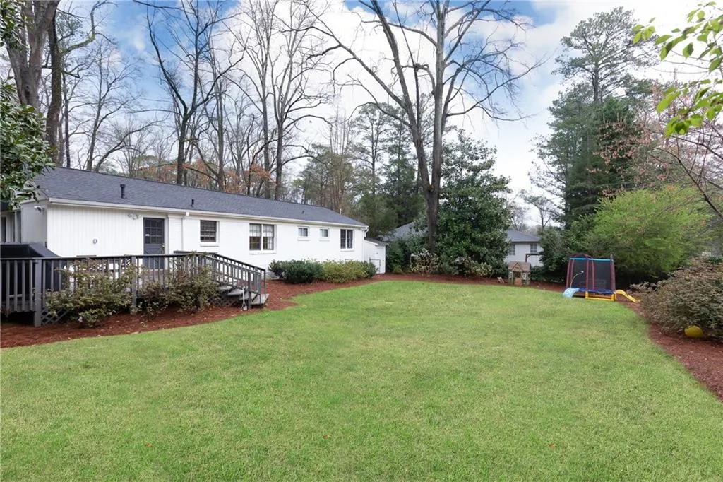 449 Carolwood Lane, Atlanta, Georgia 30342, 3 Bedrooms Bedrooms, ,3 BathroomsBathrooms,Residential,Sold,449 Carolwood Lane,6507543
