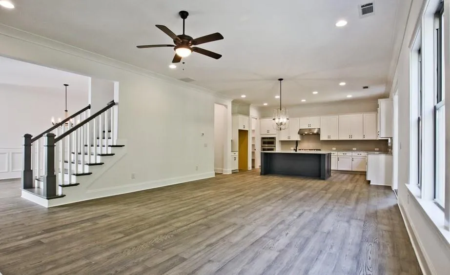 6422 Lucent Lane, Sandy Springs, Georgia 30328, 5 Bedrooms Bedrooms, ,4 BathroomsBathrooms,Residential,Sold,6422 Lucent Lane,6544123