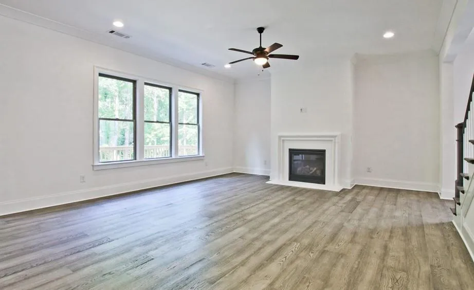 6422 Lucent Lane, Sandy Springs, Georgia 30328, 5 Bedrooms Bedrooms, ,4 BathroomsBathrooms,Residential,Sold,6422 Lucent Lane,6544123