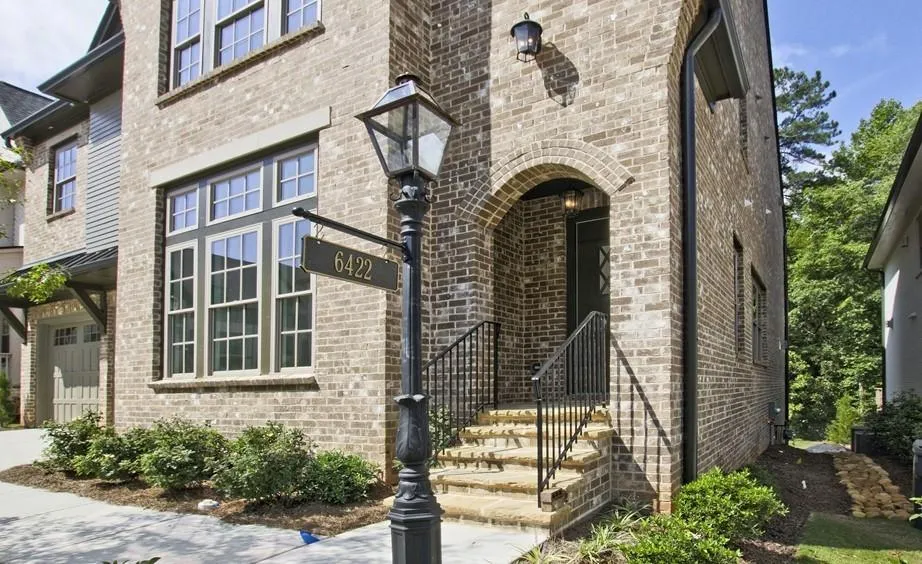 6422 Lucent Lane, Sandy Springs, Georgia 30328, 5 Bedrooms Bedrooms, ,4 BathroomsBathrooms,Residential,Sold,6422 Lucent Lane,6544123