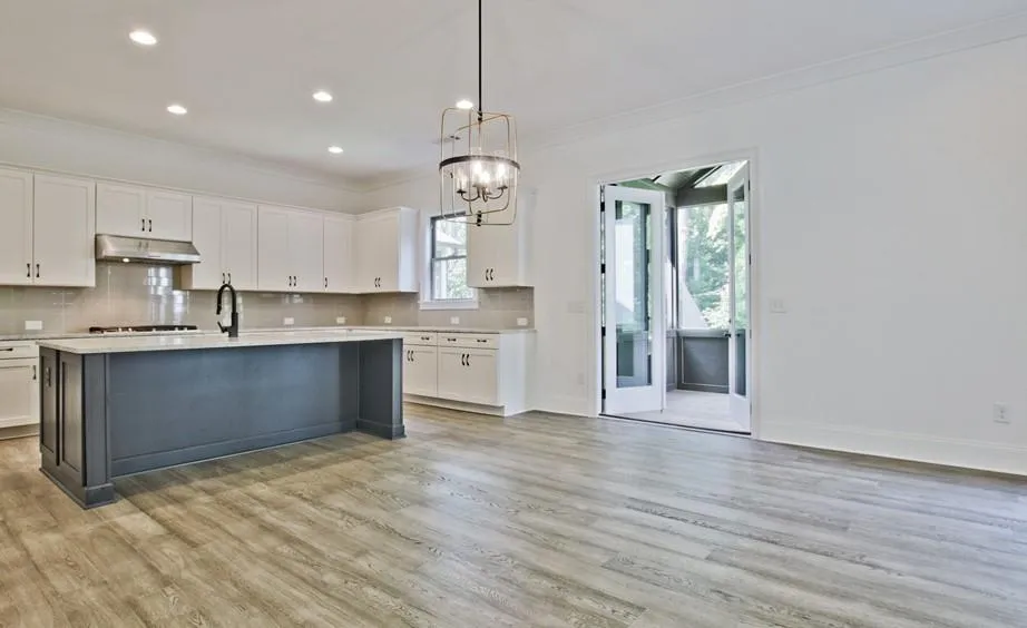 6422 Lucent Lane, Sandy Springs, Georgia 30328, 5 Bedrooms Bedrooms, ,4 BathroomsBathrooms,Residential,Sold,6422 Lucent Lane,6544123