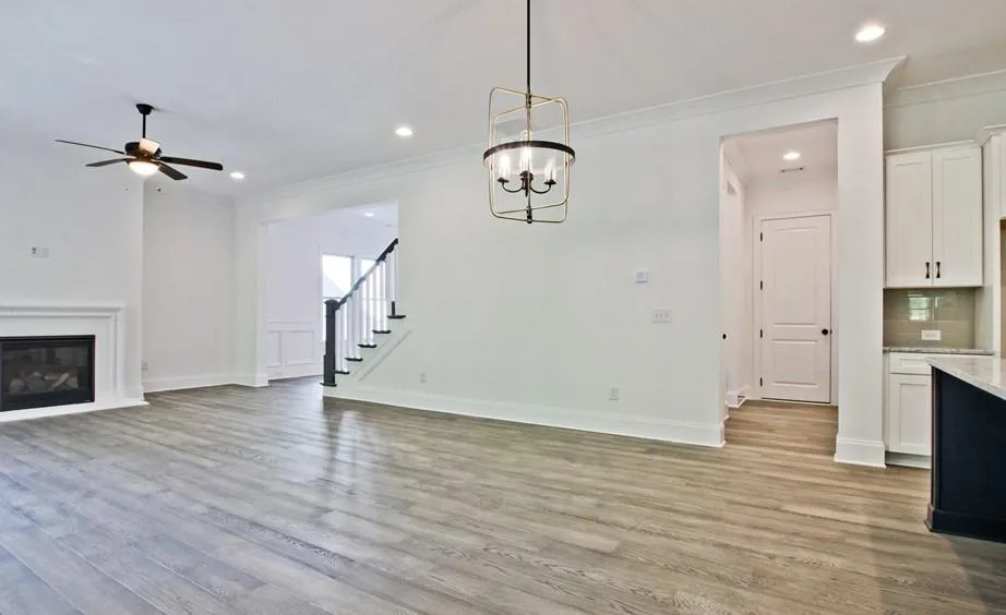 6422 Lucent Lane, Sandy Springs, Georgia 30328, 5 Bedrooms Bedrooms, ,4 BathroomsBathrooms,Residential,Sold,6422 Lucent Lane,6544123