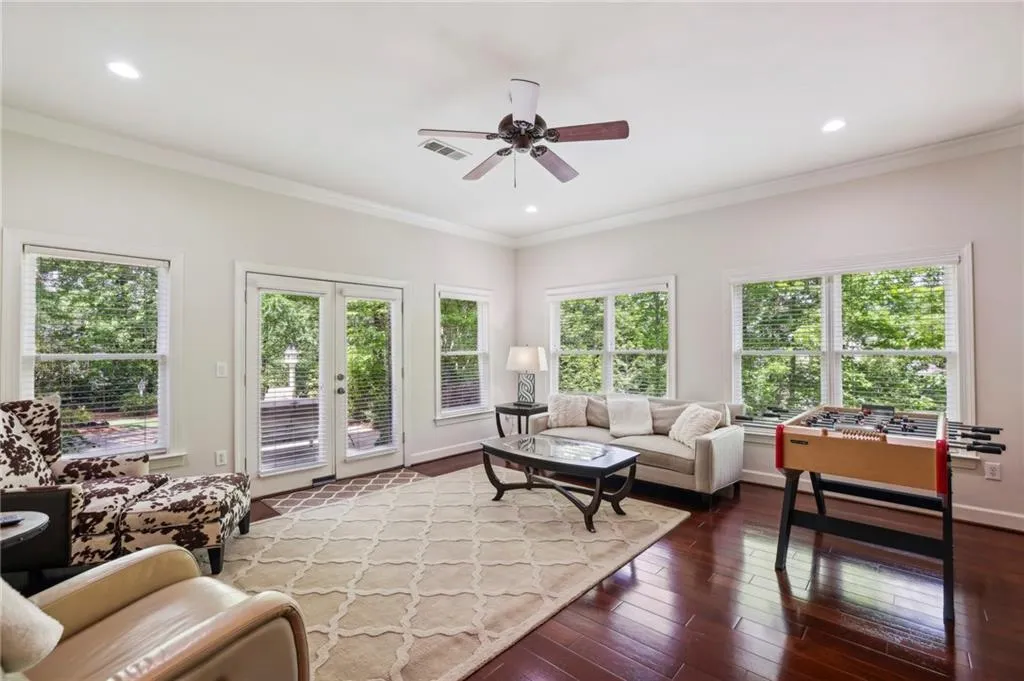 7798 Stables Drive, Atlanta, Georgia 30350, 6 Bedrooms Bedrooms, ,5 BathroomsBathrooms,Residential,Sold,7798 Stables Drive,7450756