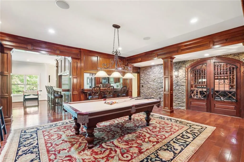 7798 Stables Drive, Atlanta, Georgia 30350, 6 Bedrooms Bedrooms, ,5 BathroomsBathrooms,Residential,Sold,7798 Stables Drive,7450756