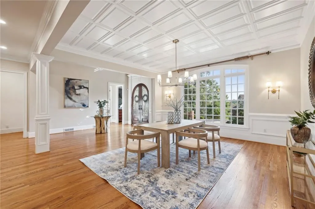 7798 Stables Drive, Atlanta, Georgia 30350, 6 Bedrooms Bedrooms, ,5 BathroomsBathrooms,Residential,Sold,7798 Stables Drive,7450756
