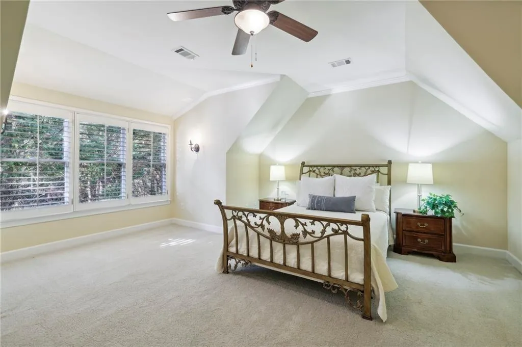 7798 Stables Drive, Atlanta, Georgia 30350, 6 Bedrooms Bedrooms, ,5 BathroomsBathrooms,Residential,Sold,7798 Stables Drive,7450756