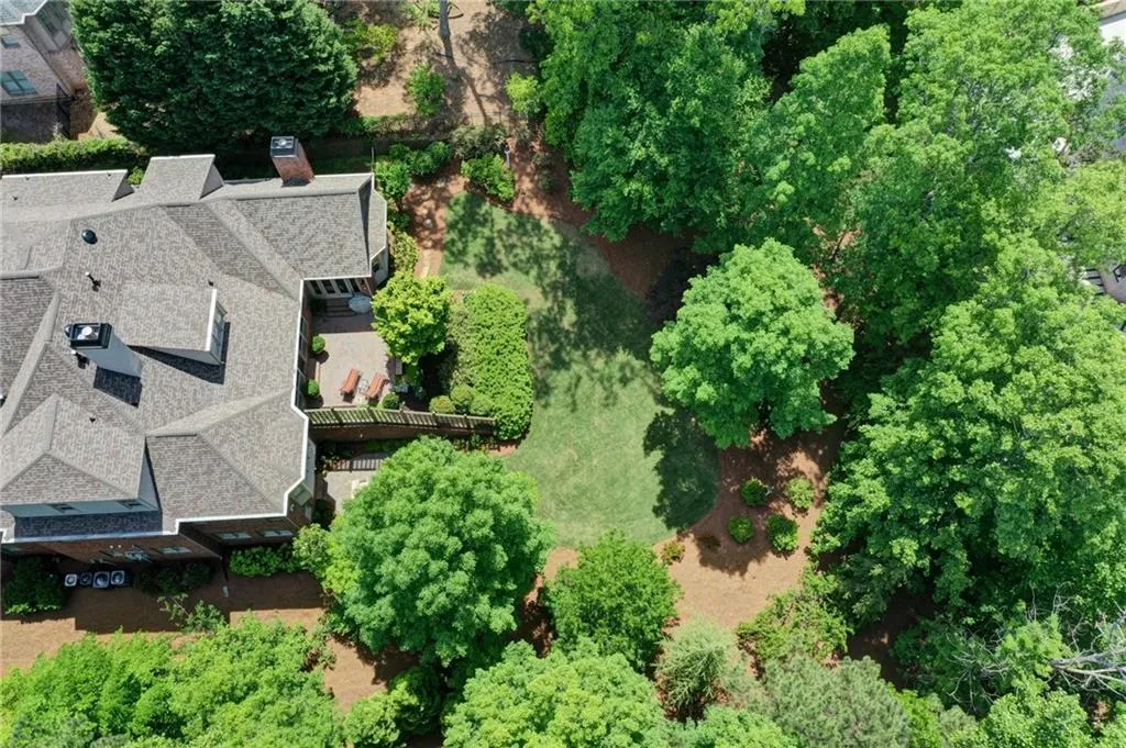 7798 Stables Drive, Atlanta, Georgia 30350, 6 Bedrooms Bedrooms, ,5 BathroomsBathrooms,Residential,Sold,7798 Stables Drive,7450756