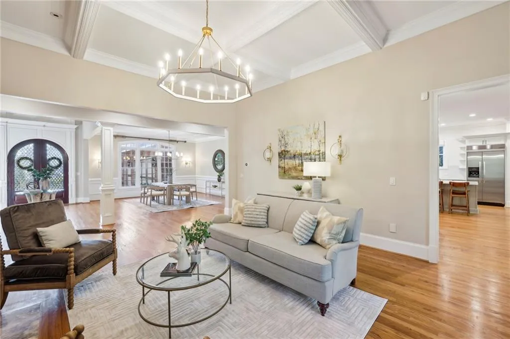 7798 Stables Drive, Atlanta, Georgia 30350, 6 Bedrooms Bedrooms, ,5 BathroomsBathrooms,Residential,Sold,7798 Stables Drive,7450756